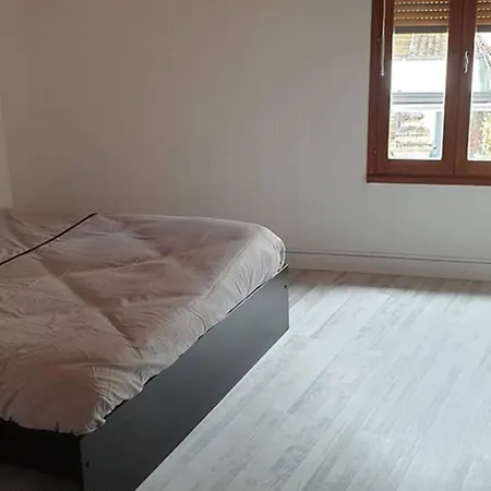 Holiday home Maison De Angoulemoise *